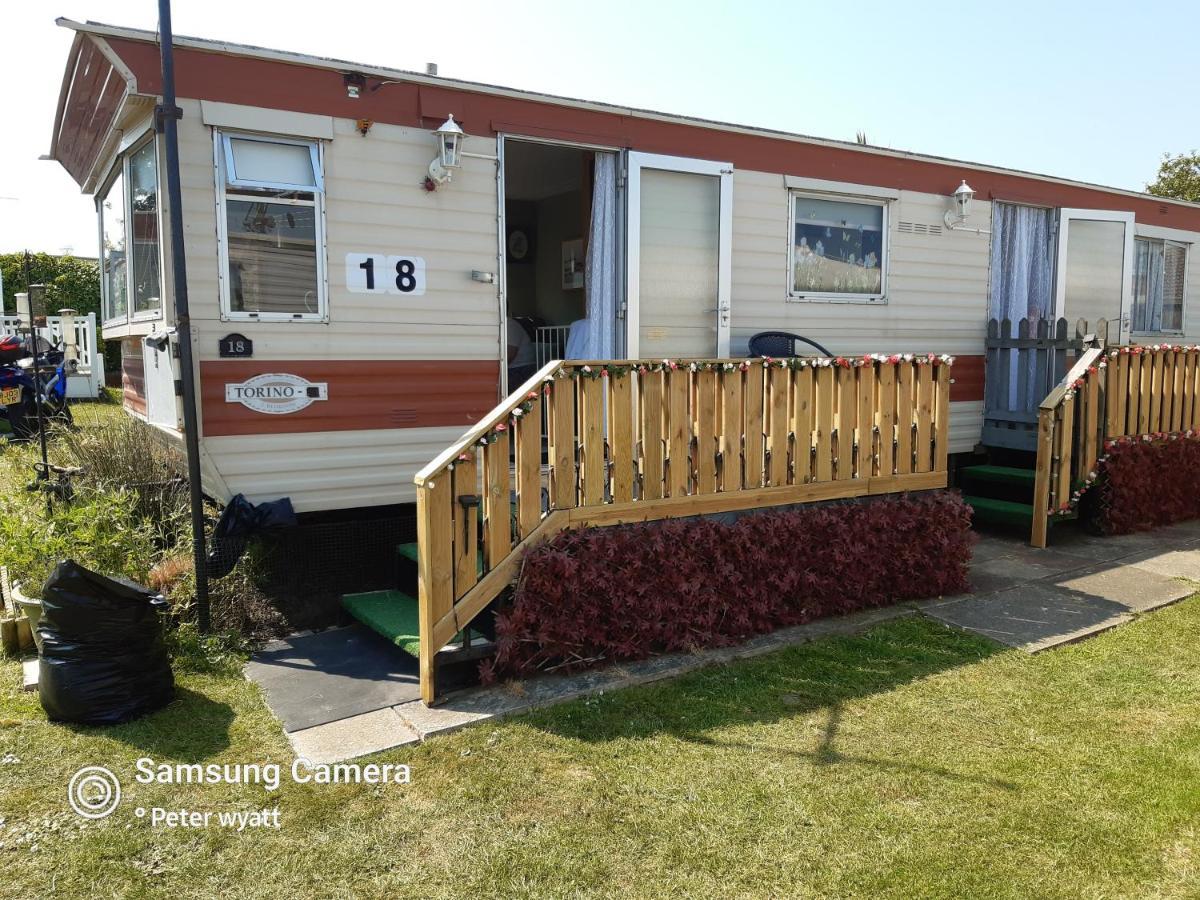 Gina'S Static Caravan,118 Sandsgate Hemsby Exterior foto
